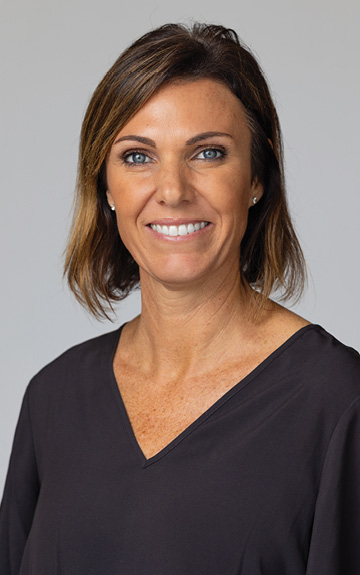 Portrait photo of Heidi Pearce