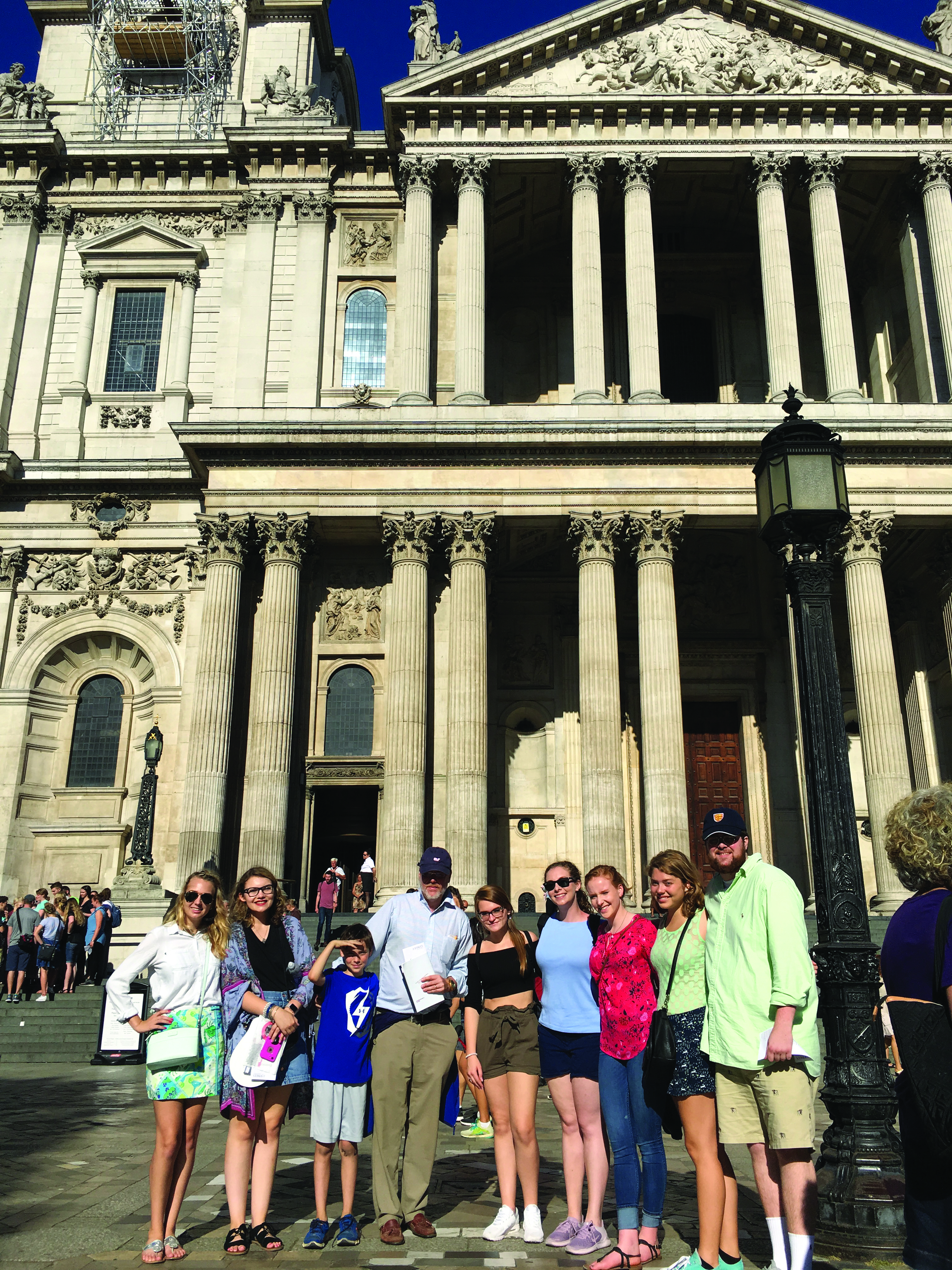 Washington College students pose in Oxford